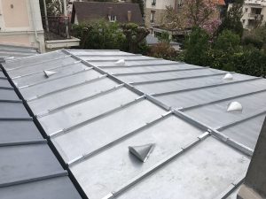 Réfection de couverture en zinc et isolation en panneaux Sarking à La Celle-Saint-Cloud (78170)